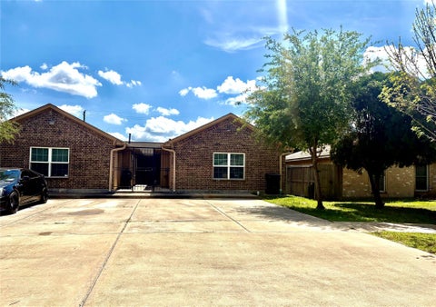 Photo of 8230 Constellation Lane #B, Houston, TX 77075 (MLS # 75608307)
