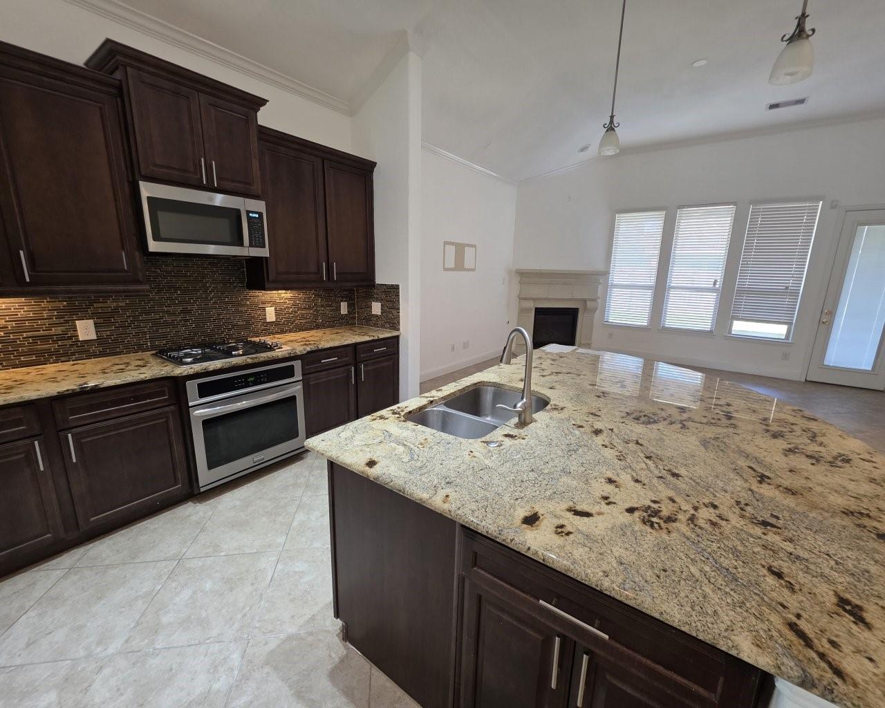 4814 Applewood Crest Lane
