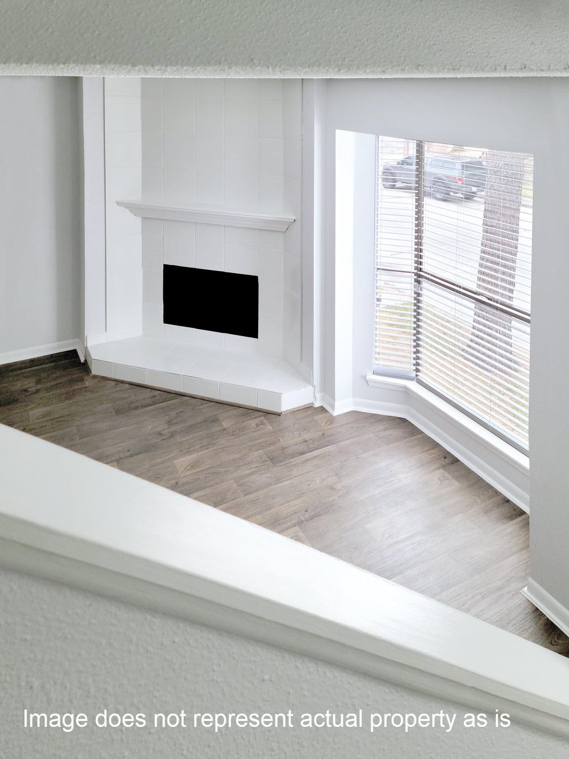 2218-J14 Place Rebecca Lane