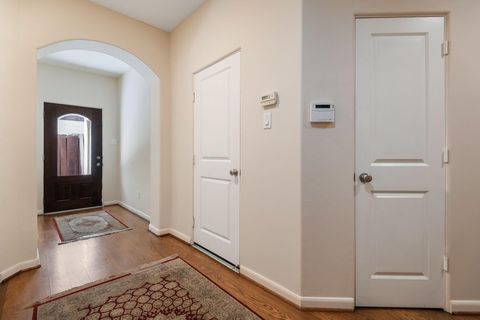 Tiny photo for 3935 Gibson Street, Houston, TX 77007 (MLS # 60810473)