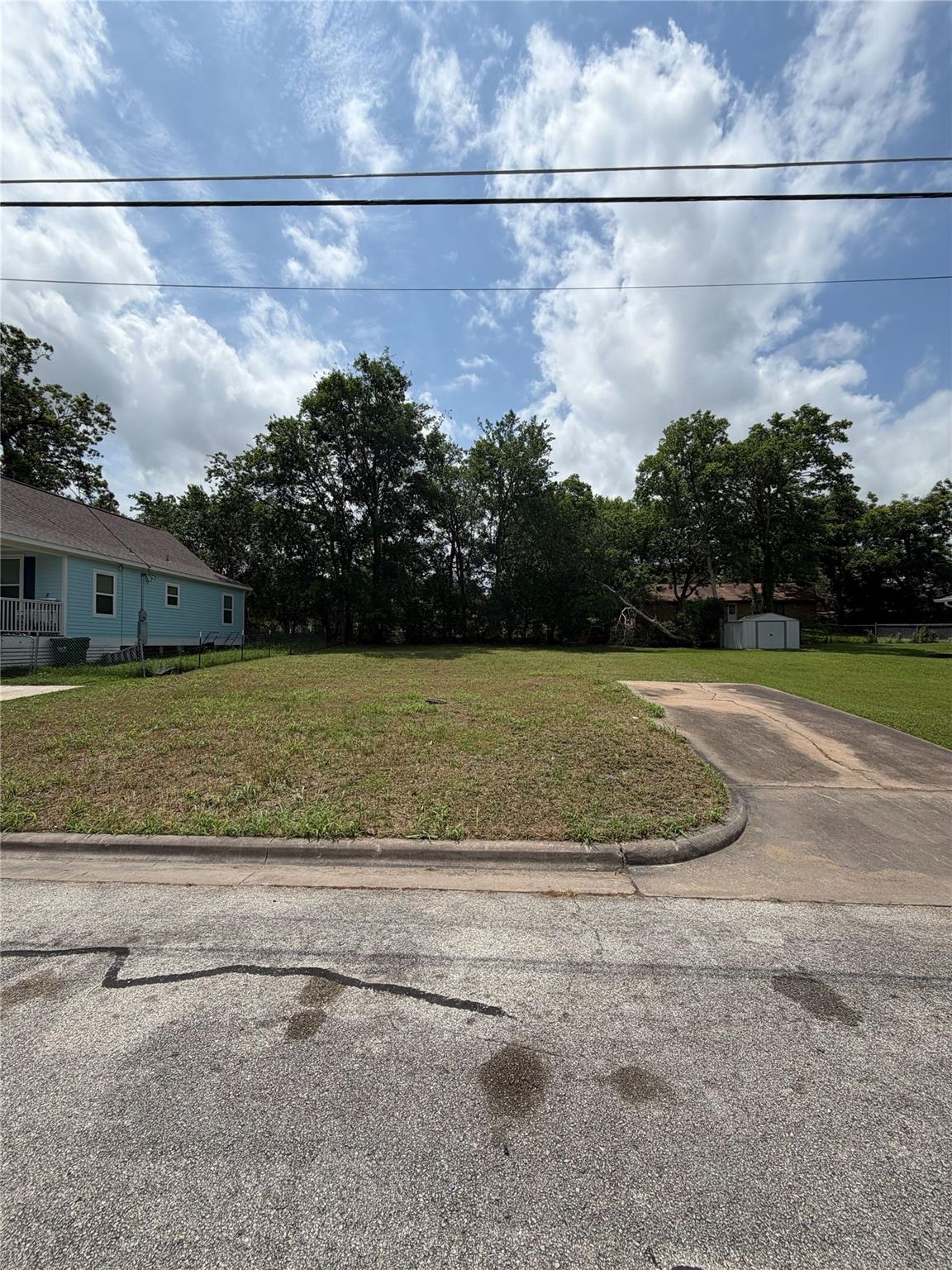 805 W Wilkins Street