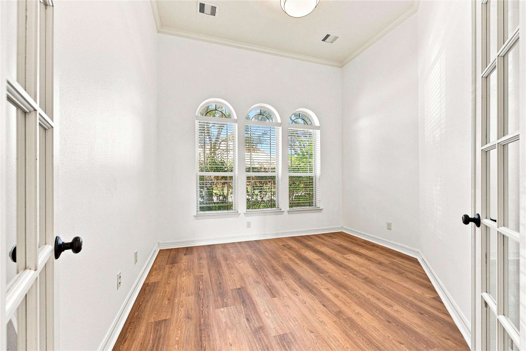 5827 Amherst Farms Lane