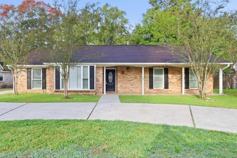 Photo of 672 Ravensworth Drive, Conroe, TX 77302 (MLS # 22443458)