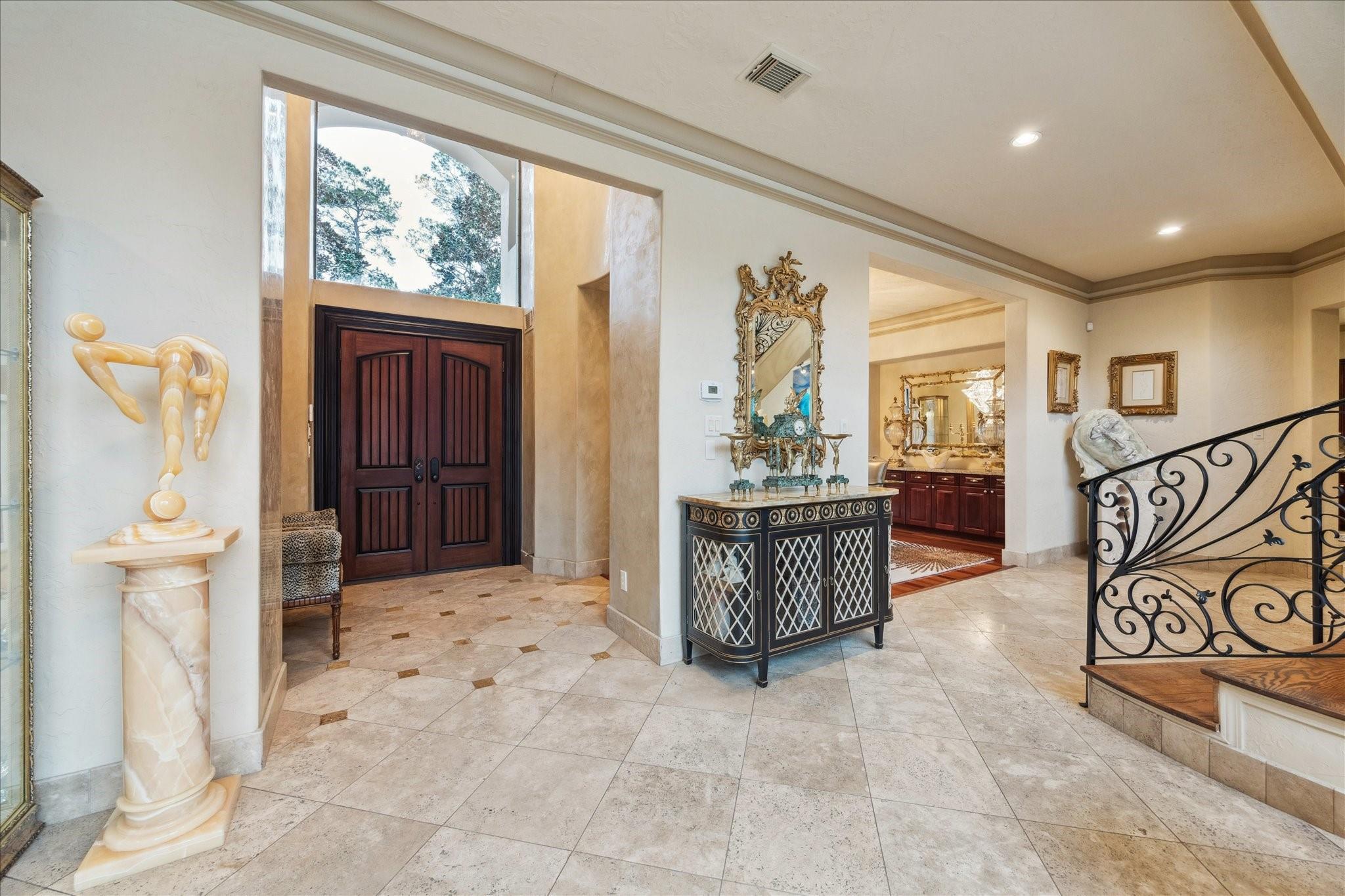 24 E Shady Lane