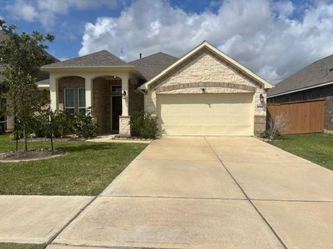 Photo of 10318 Greenhorn Lane, Rosharon, TX 77583 (MLS # 82983313)