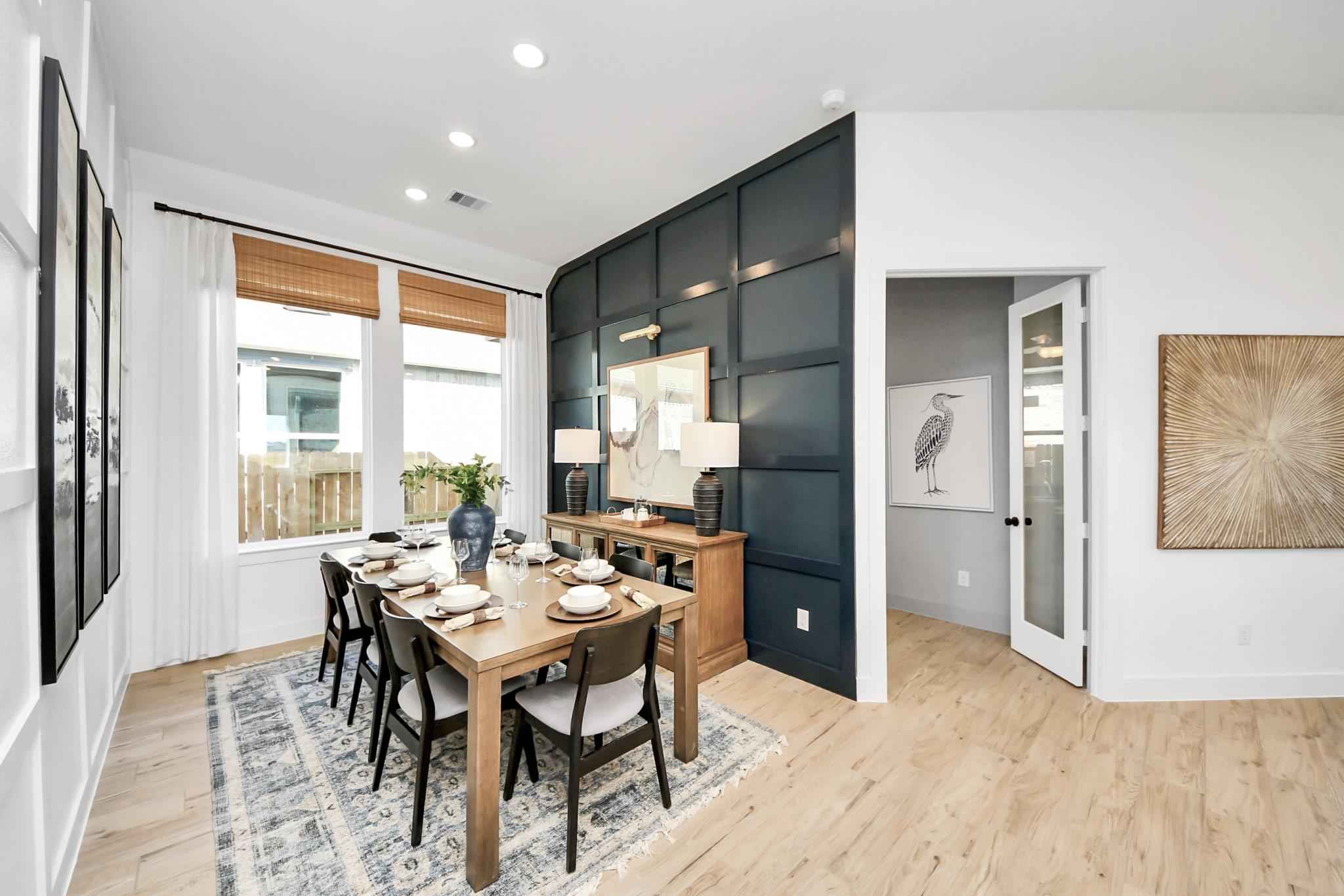 9510 Chateau Hill