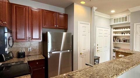 Tiny photo for 2400 Mccue Road #452, Houston, TX 77056 (MLS # 13508758)