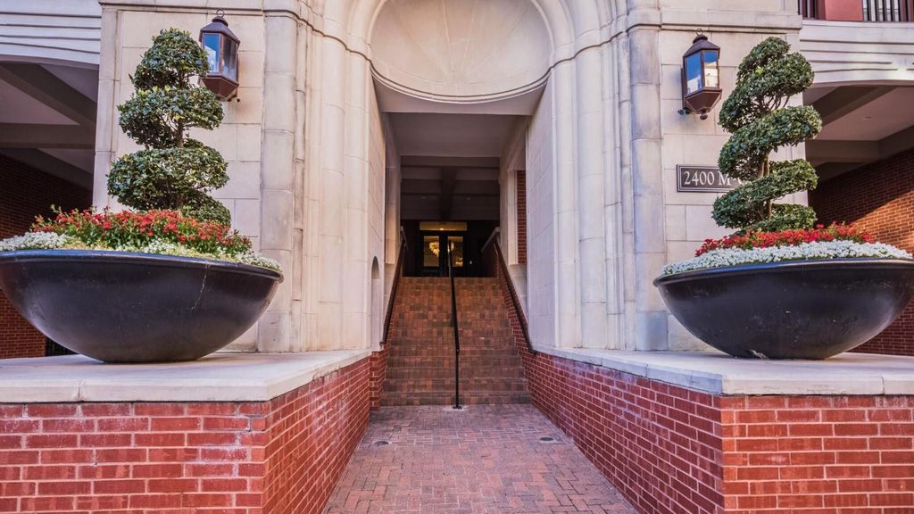 Photo of 2400 Mccue Road #452, Houston, TX 77056 (MLS # 13508758)