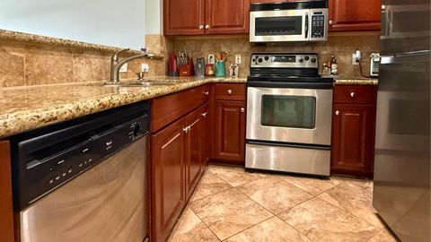 Tiny photo for 2400 Mccue Road #452, Houston, TX 77056 (MLS # 13508758)