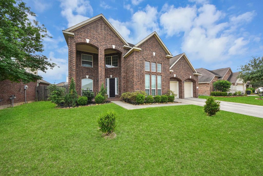 Photo of 11611 Beckton Cypress Drive, Tomball, TX 77377 (MLS # 49719549)