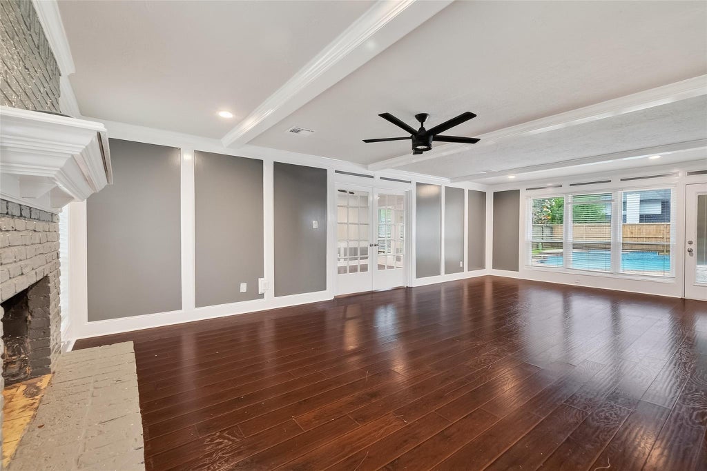 Photo of 2402 Oak Shores Drive, Houston, TX 77339 (MLS # 19314470)