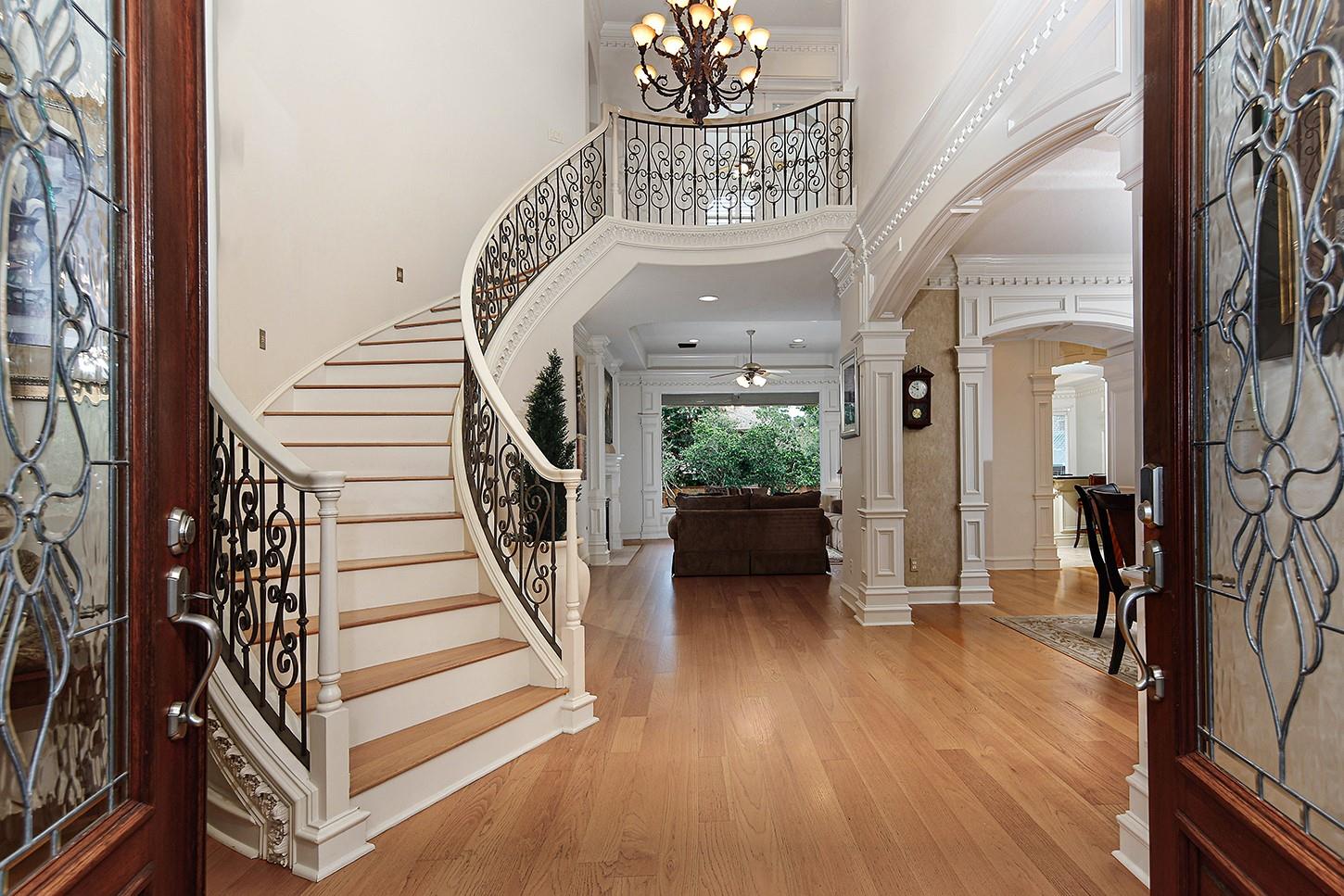 10 Snow Pond Place