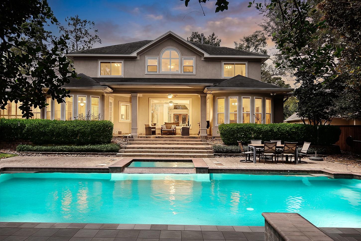 10 Snow Pond Place
