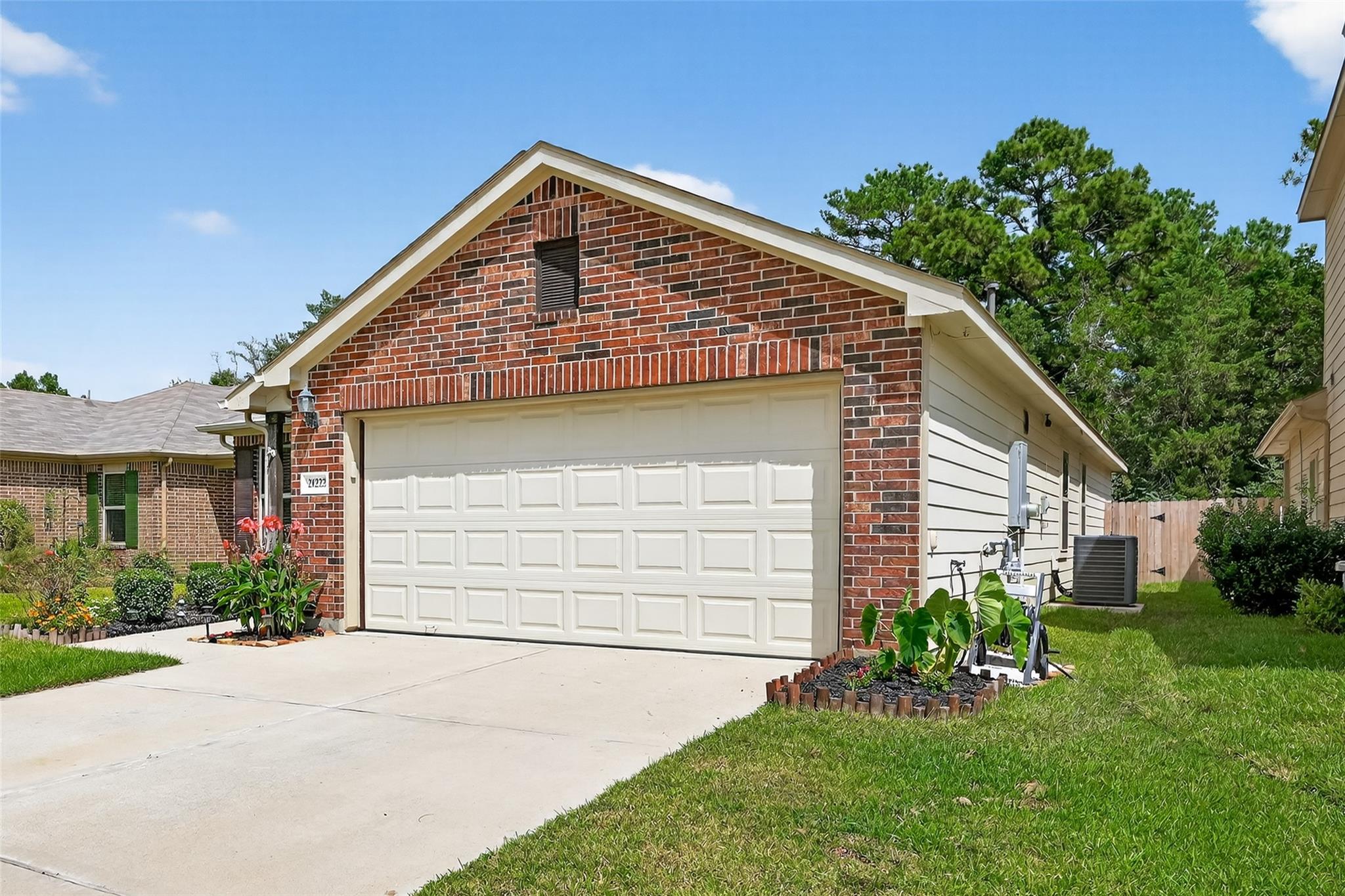 21222 Bush Brook Bend Path