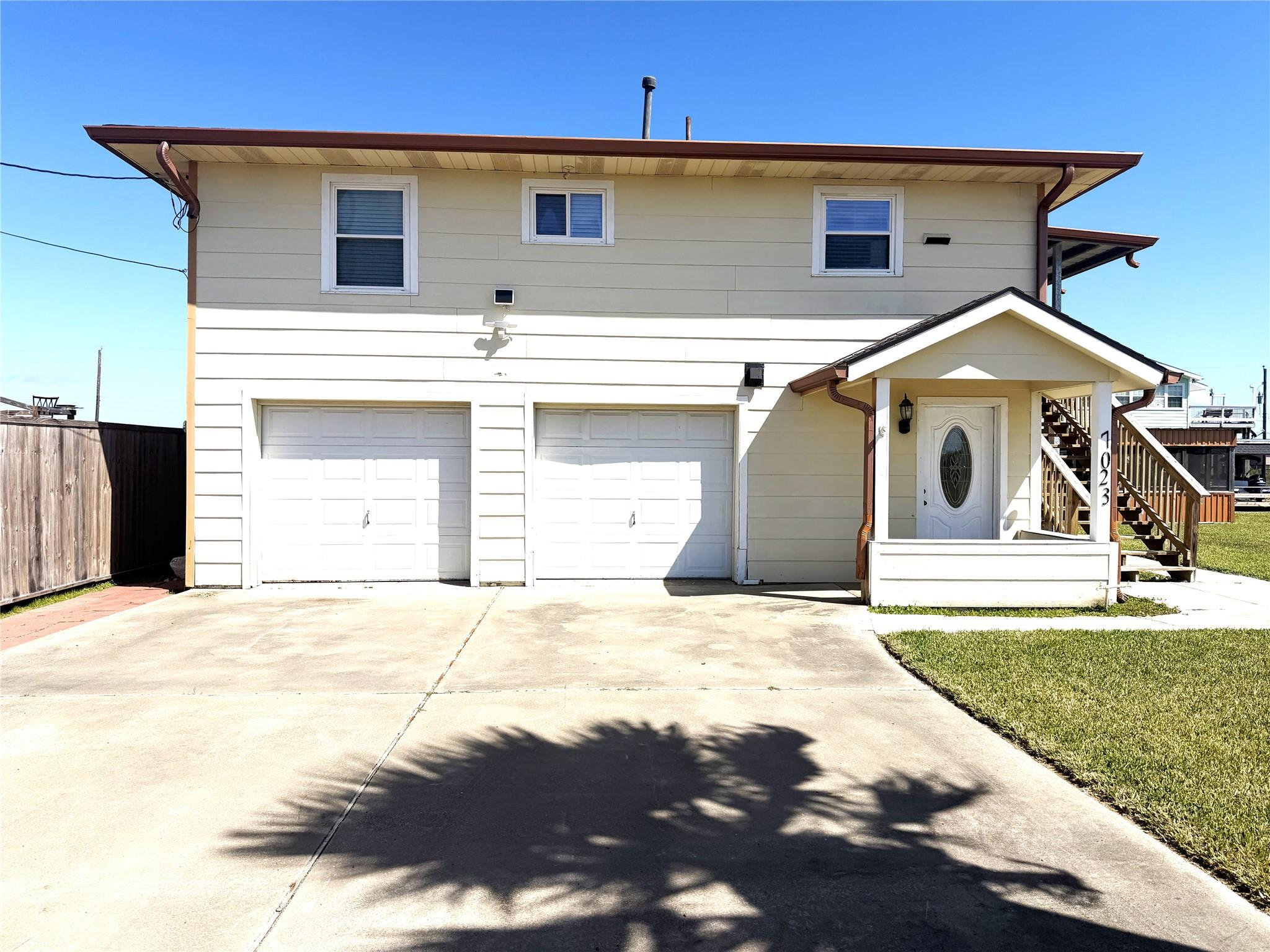 7023 W Hunter Drive