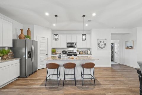 Photo of 4006 Sterling Springs Lane, League City, TX 77573 (MLS # 34234671)