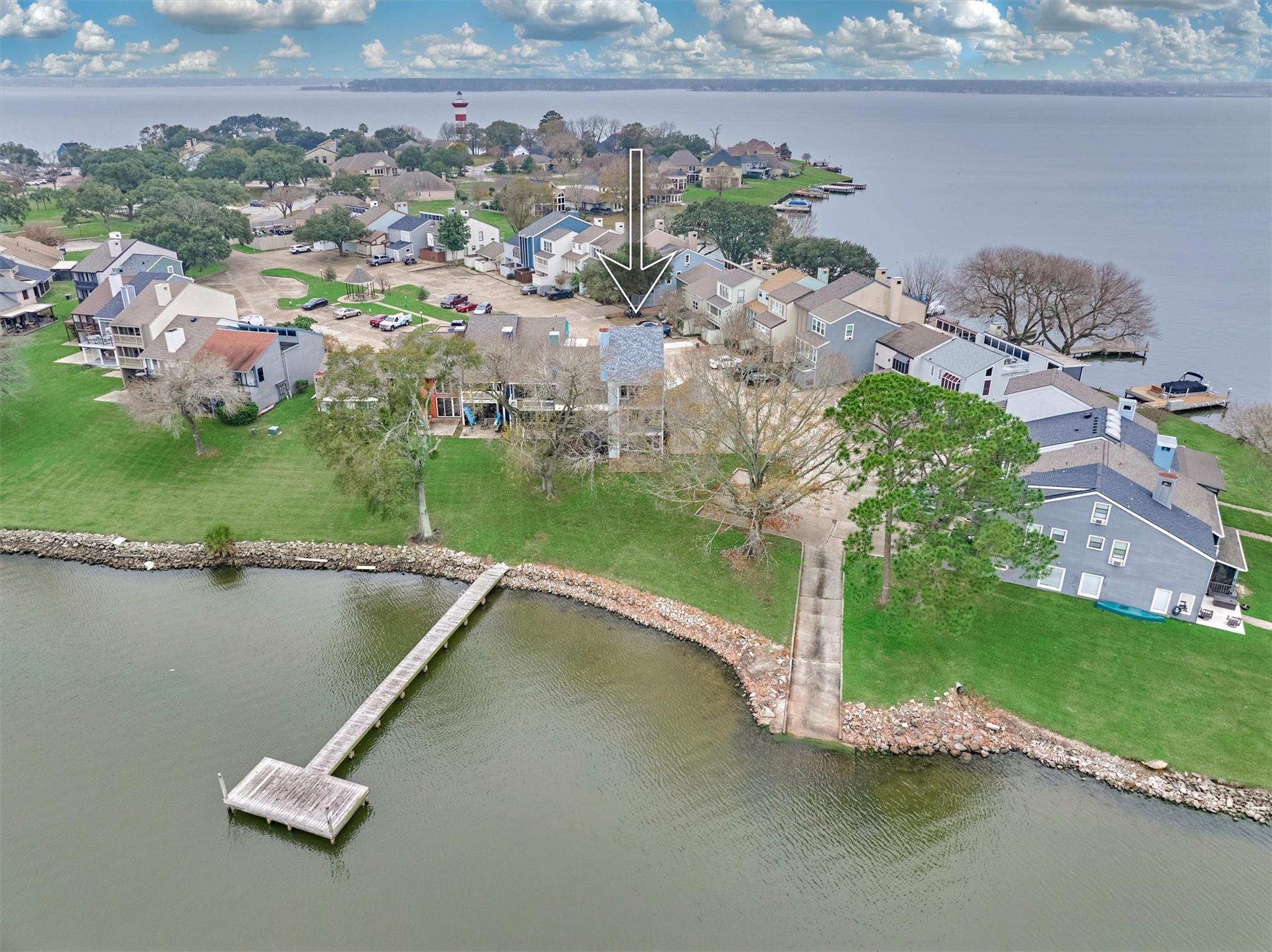 1427 Bowsprit Point