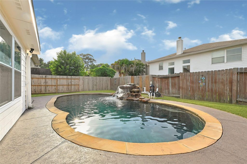 Photo of 4814 Winding Timbers Court, Humble, TX 77346 (MLS # 85555626)