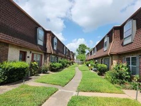 Photo of 9303 Hammerly Boulevard #1004, Houston, TX 77080 (MLS # 11838957)