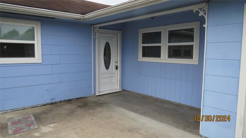Photo of 2207 N North Cleveland Street, Dayton, TX 77535 (MLS # 51772765)
