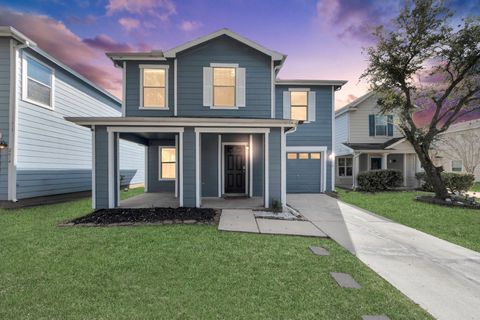Photo of 2610 Skyview Shadows Court, Houston, TX 77047 (MLS # 20862895)