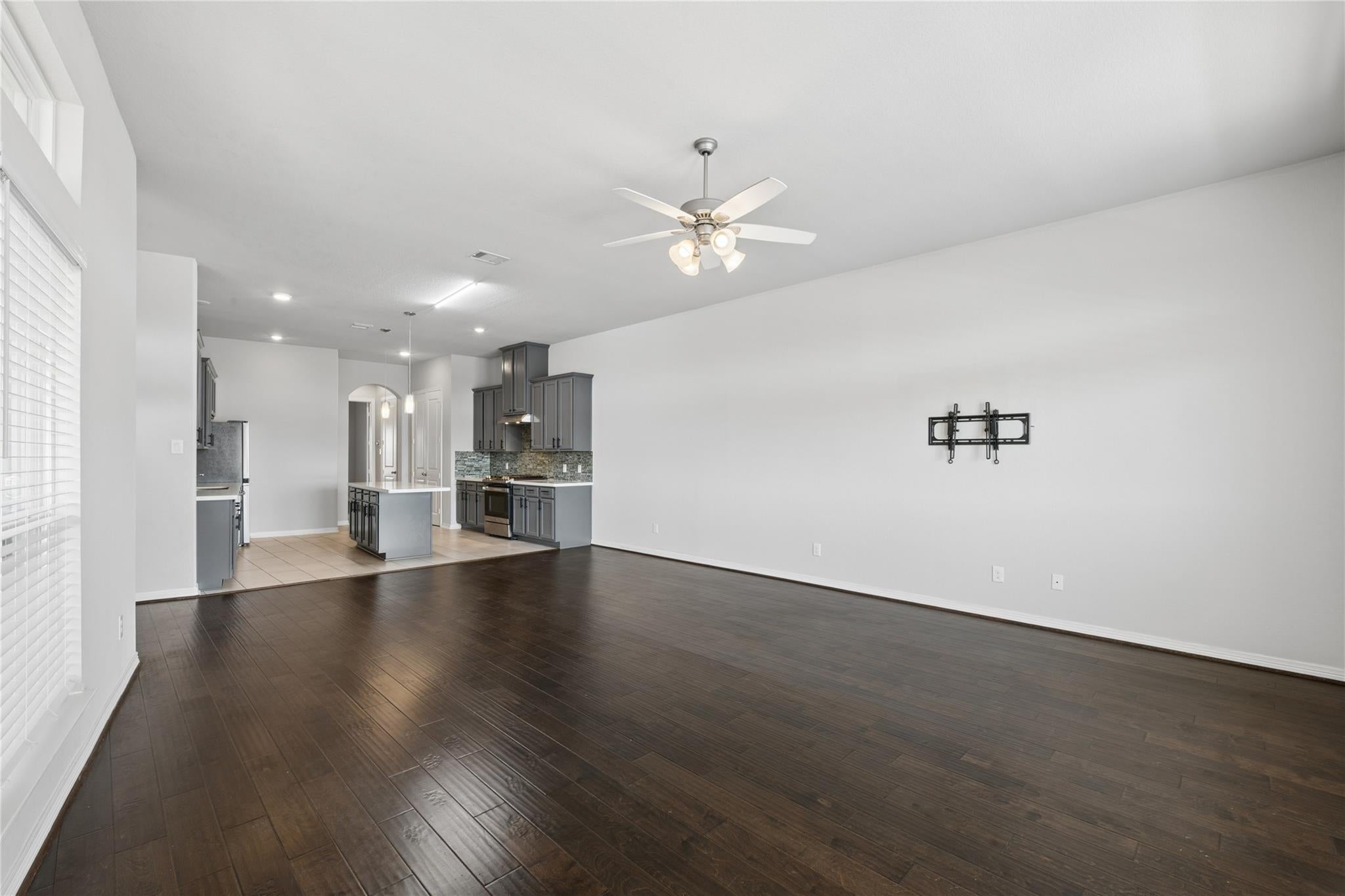 705 N Bayshore Drive