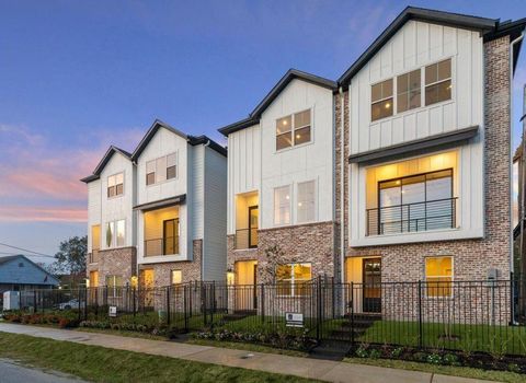 137 Eastwood Street Houston TX 77011