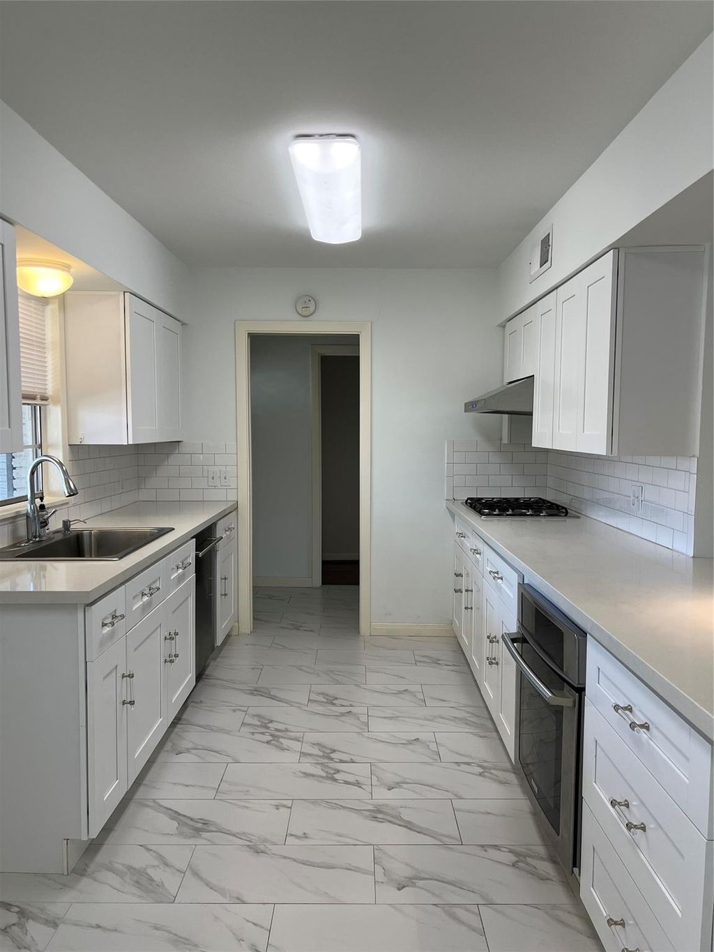 Photo of 5103 Creekbend Drive, Houston, TX 77035 (MLS # 87418917)