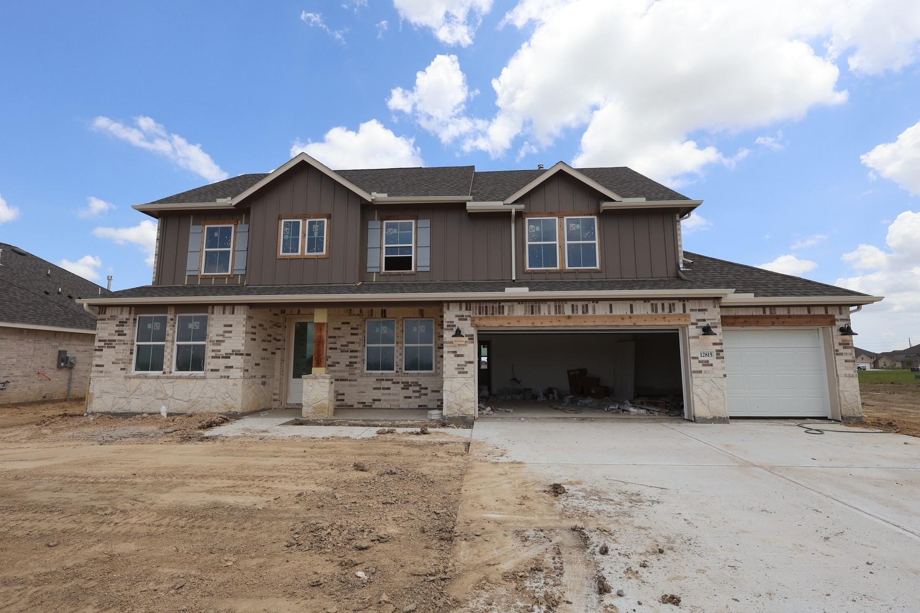 12815 Old Fashion Circle