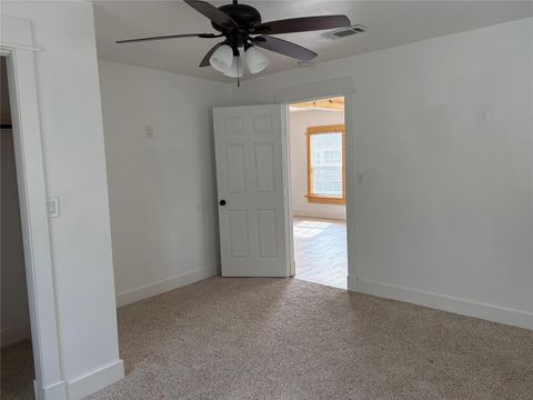 Tiny photo for 9210 E Avenue O, Houston, TX 77012 (MLS # 40381070)