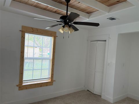 Tiny photo for 9210 E Avenue O, Houston, TX 77012 (MLS # 40381070)