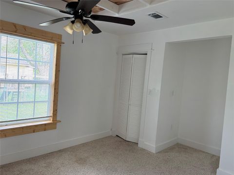 Tiny photo for 9210 E Avenue O, Houston, TX 77012 (MLS # 40381070)