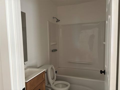 Tiny photo for 9210 E Avenue O, Houston, TX 77012 (MLS # 40381070)