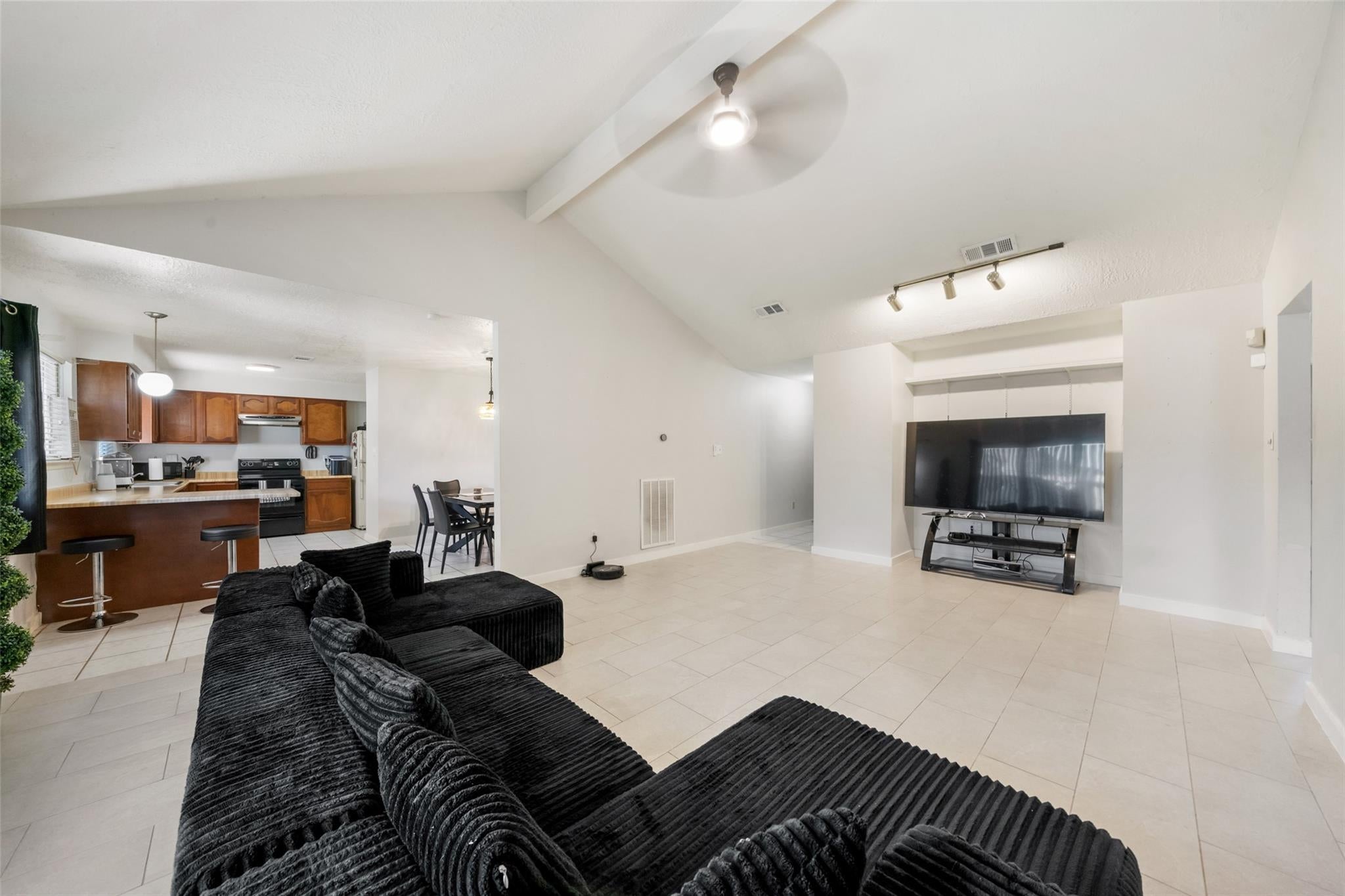 5850 Fallengate Drive