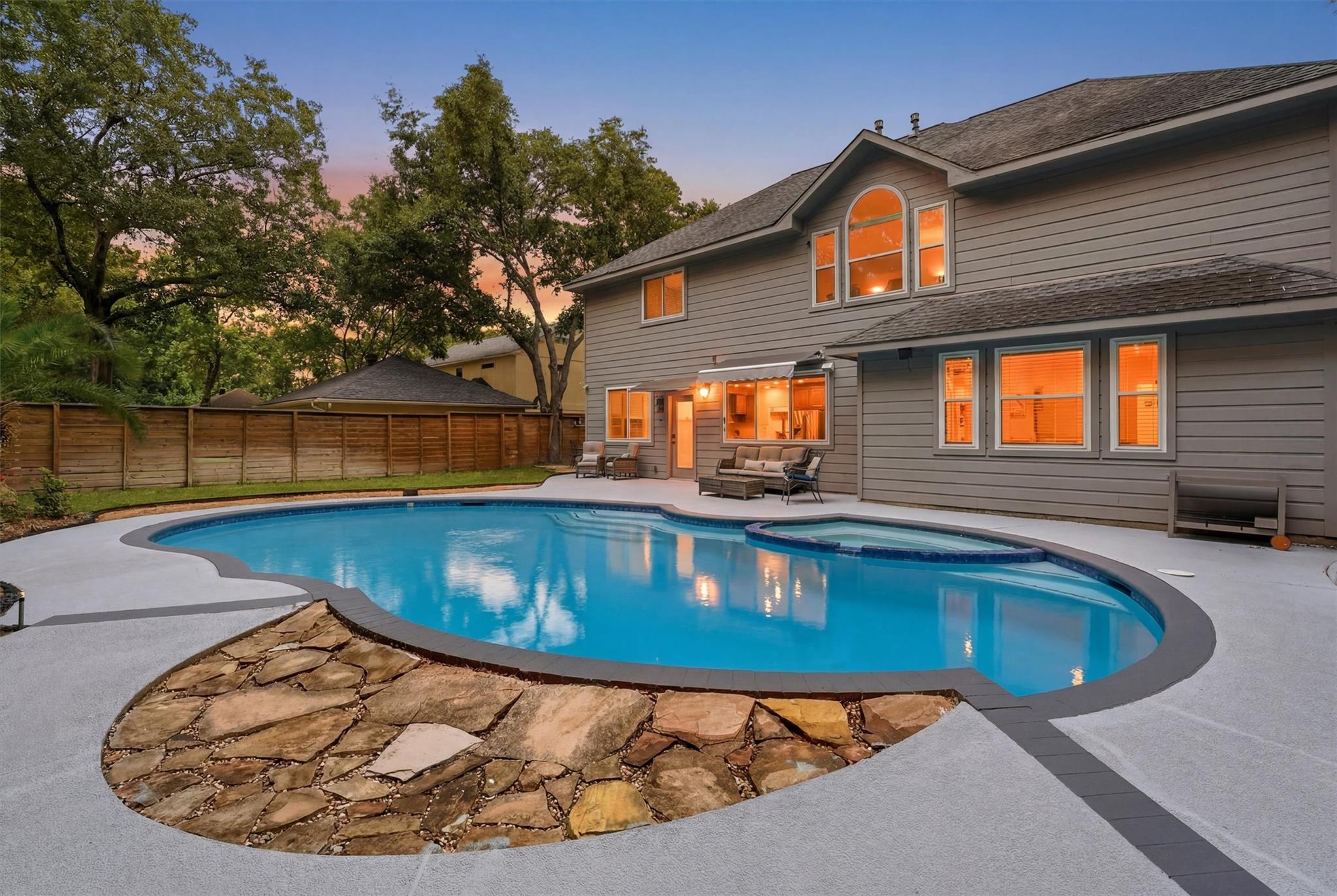 8103 Hurst Forest Drive