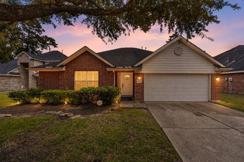 Photo of 12838 Cooper Breaks Drive, Humble, TX 77346 (MLS # 14279960)