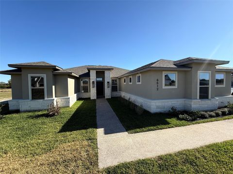 Photo of 6512 Agave Ct Ct, Bryan, TX 77808 (MLS # 31546557)