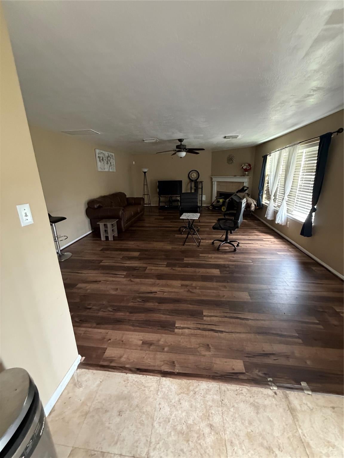 1407 Glade Court