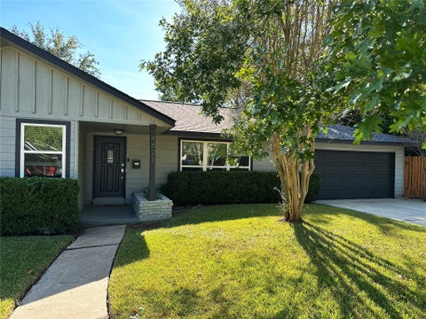 Homes For Sale - 4821 Hummingbird Street<br/> Houston, TX 77035
