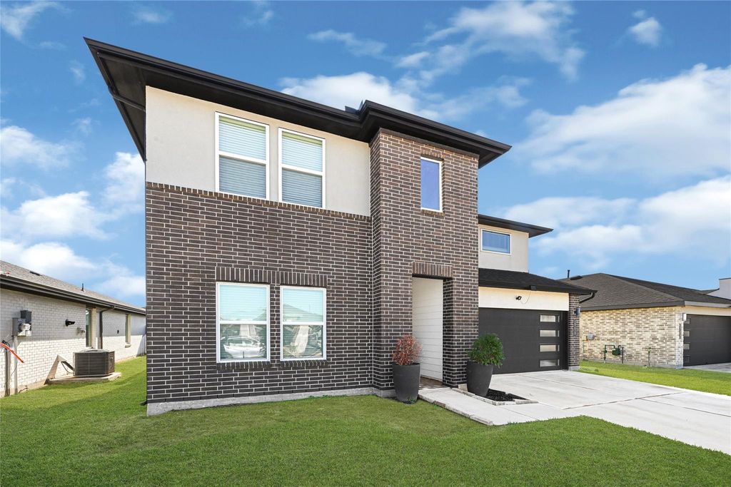 Photo of 29619 Wilkerson Lane, Katy, TX 77494 (MLS # 44545708)