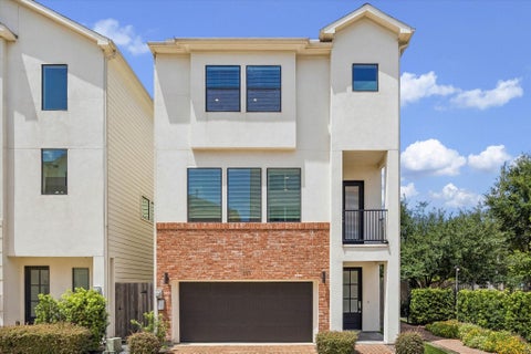 Photo of 1029 Green Kensington Drive, Houston, TX 77008 (MLS # 13974387)