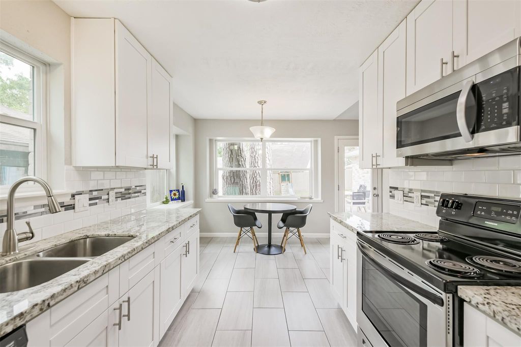 Photo of 5219 Forest Timbers Drive, Humble, TX 77346 (MLS # 39991038)