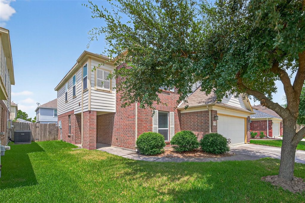 Photo of 5023 Dappled Grove Trail, Humble, TX 77346 (MLS # 73822163)