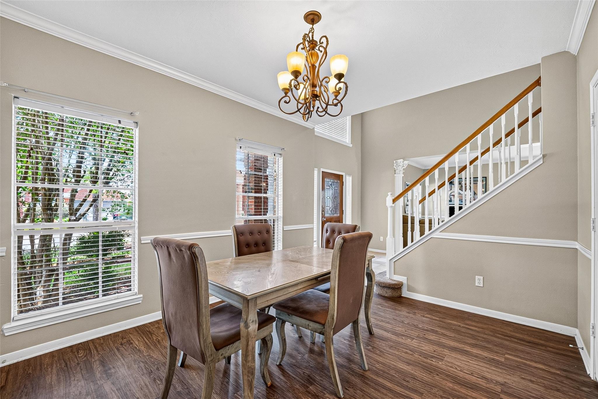 1512 Pine Grove Lane