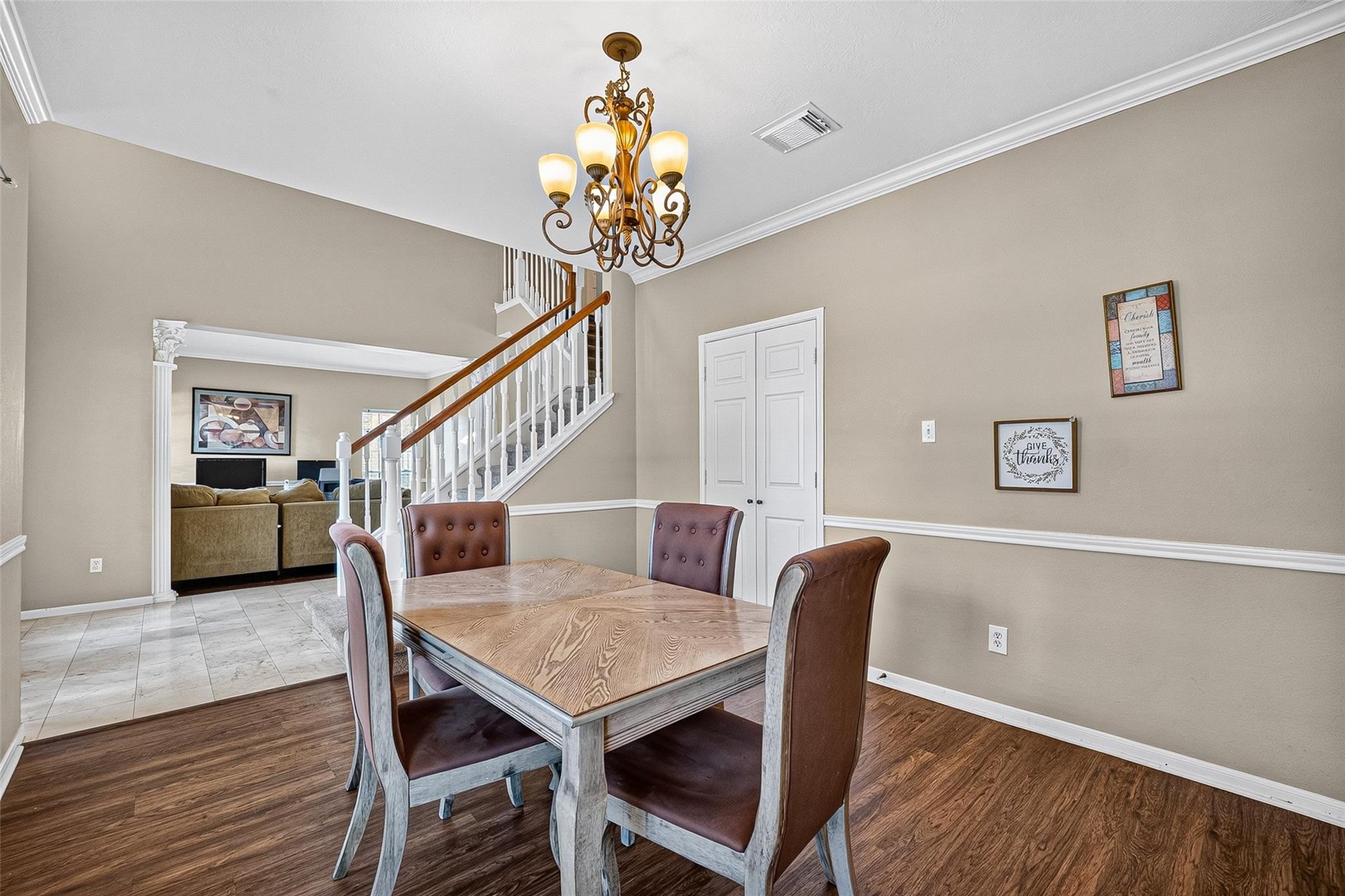 1512 Pine Grove Lane