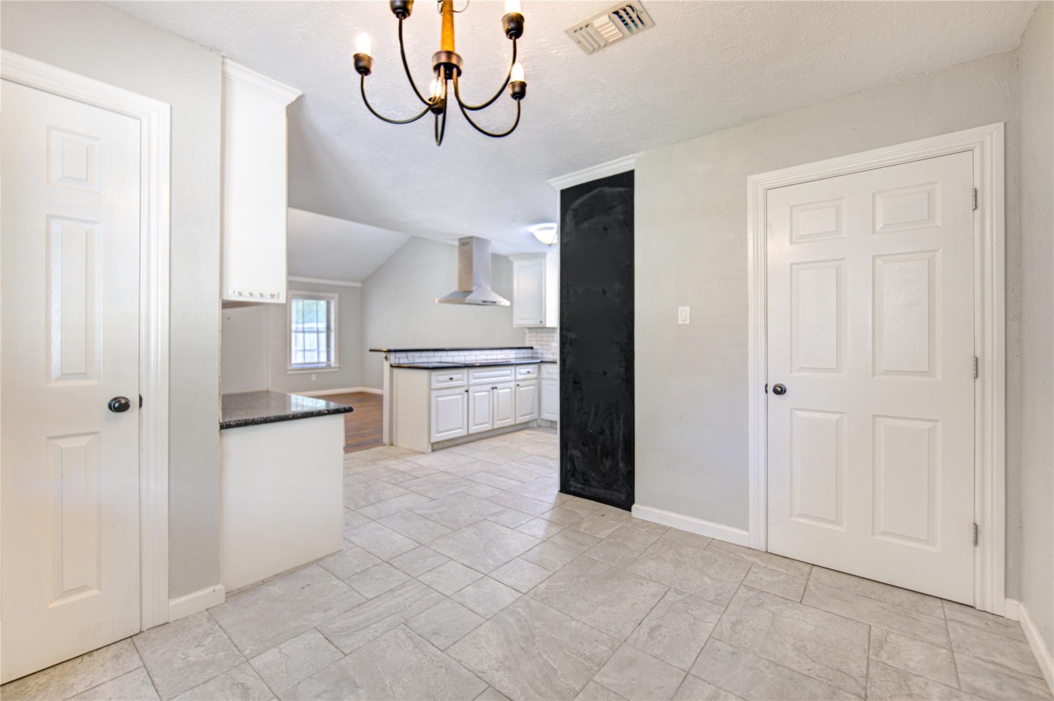 7306 Cottonwood Drive