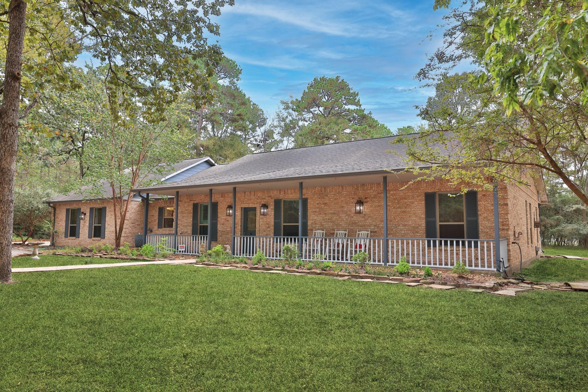 8803 Sendera Drive
