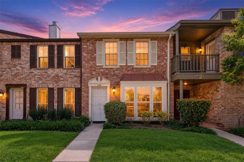 Townhouse For Sale - 5801 Lumberdale Road #144<br/> Harris County, Houston, TX 77092