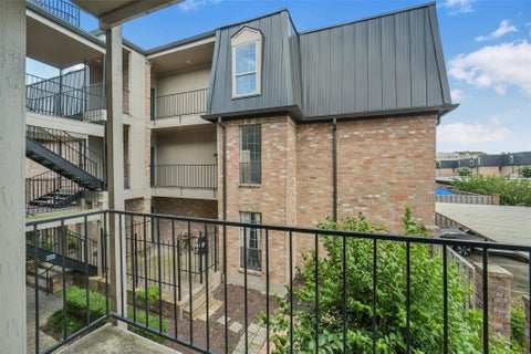 Photo of 2400 N Braeswood Boulevard #213, Houston, TX 77030 (MLS # 83424163)