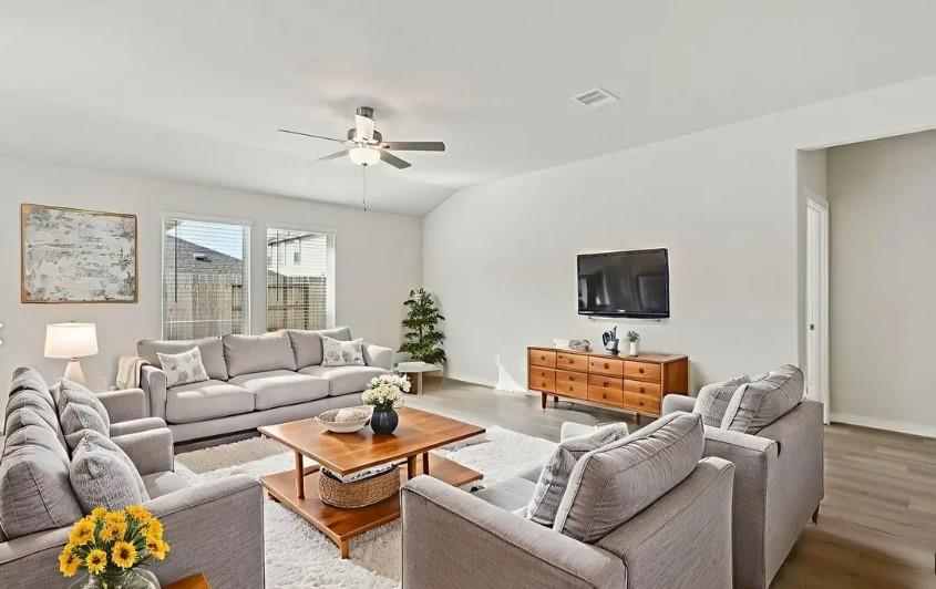 31116 De La Guerra Street